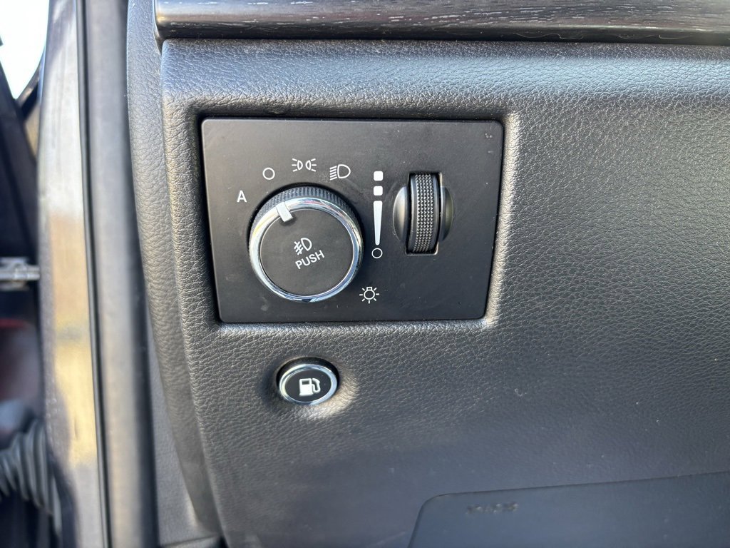 Used 2018 Jeep Grand Cherokee Altitude image 11