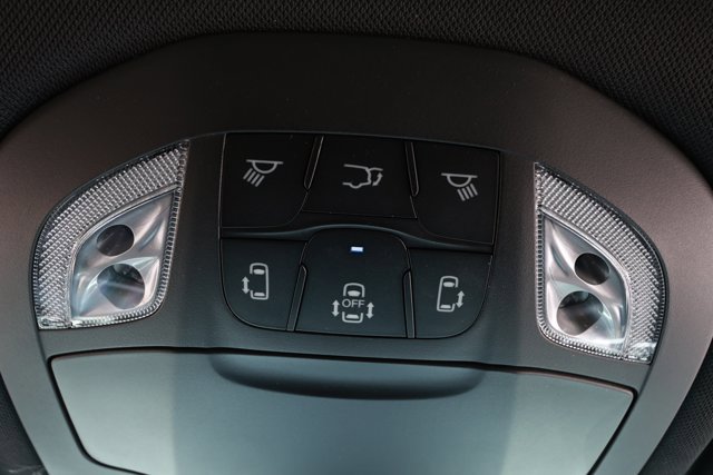 New 2027 Chrysler Pacifica Select FWD image 20