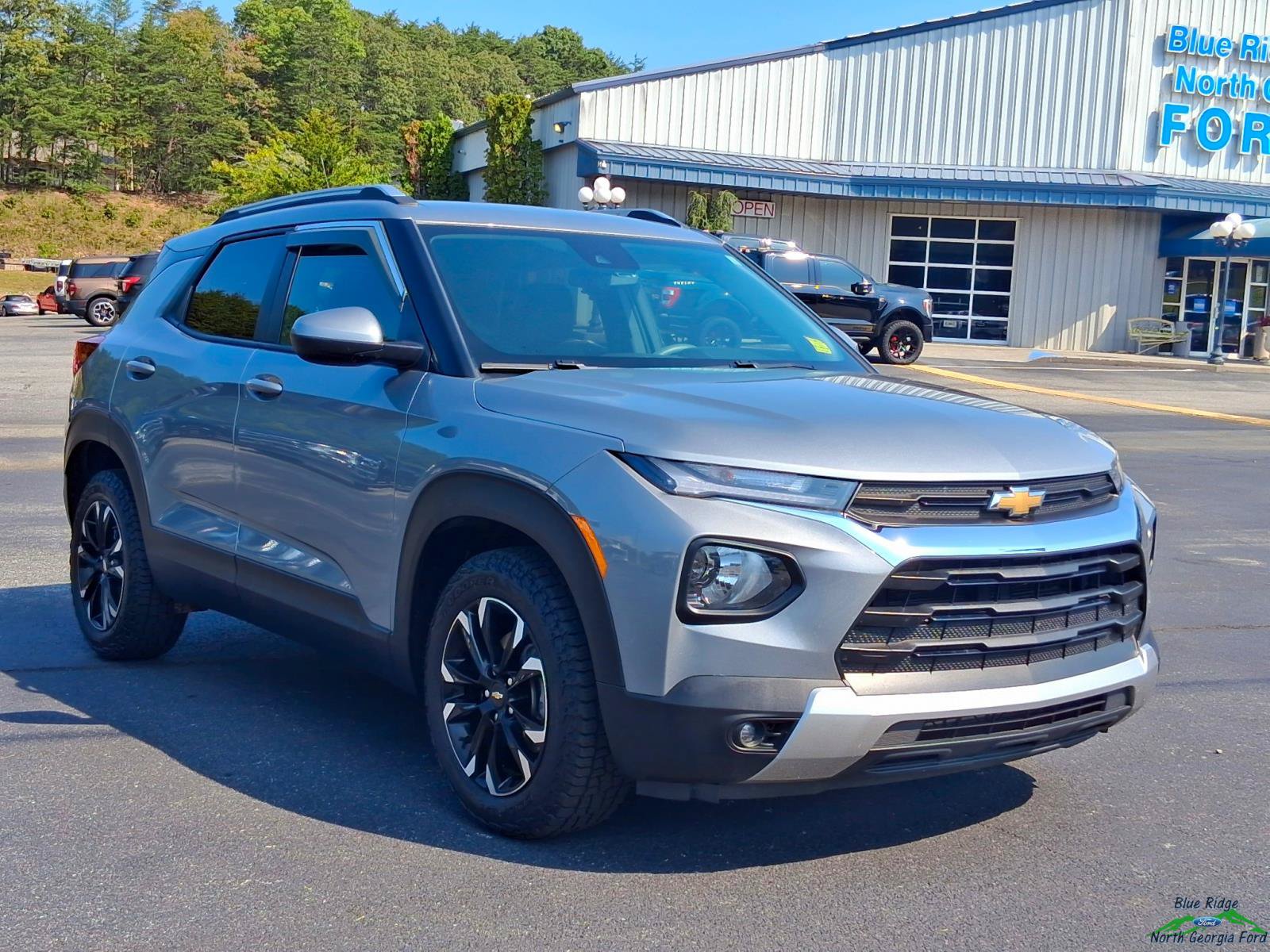 Used 2023 Chevrolet TrailBlazer LT FWD image 7