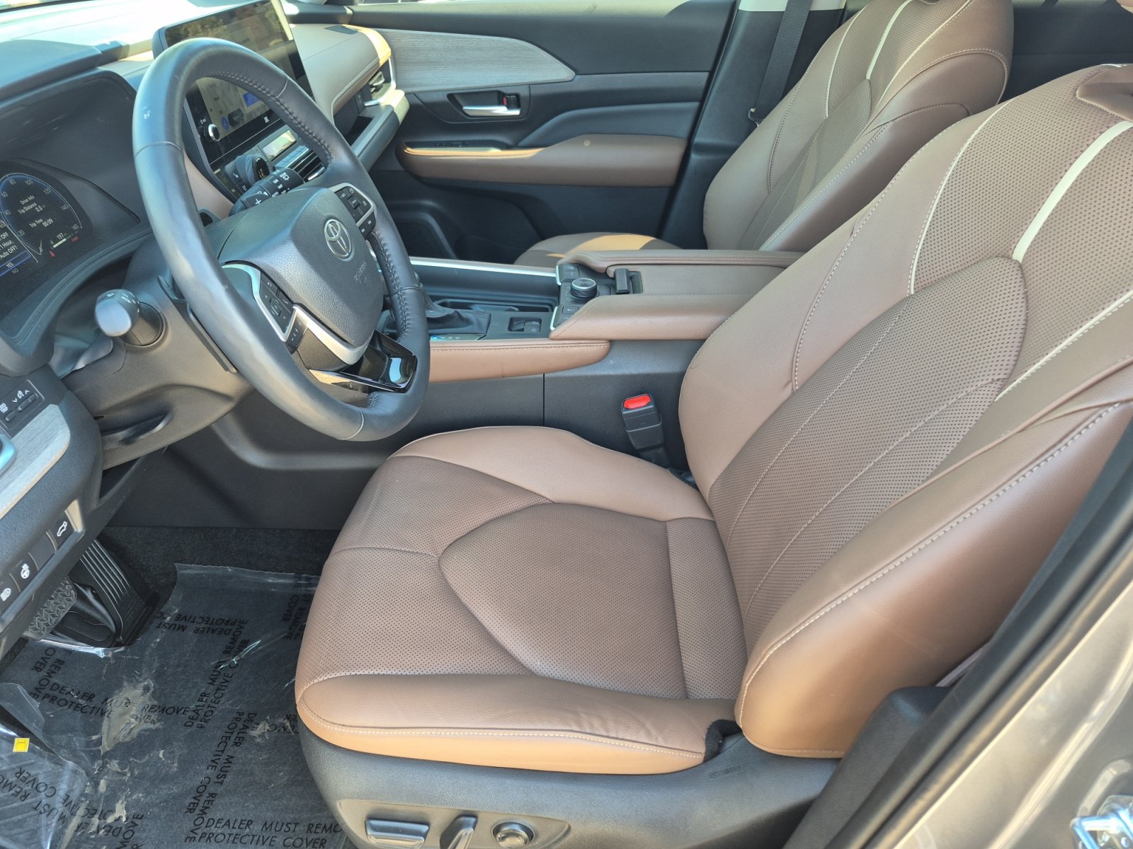 Used 2026 Toyota Grand Highlander AWD image 17