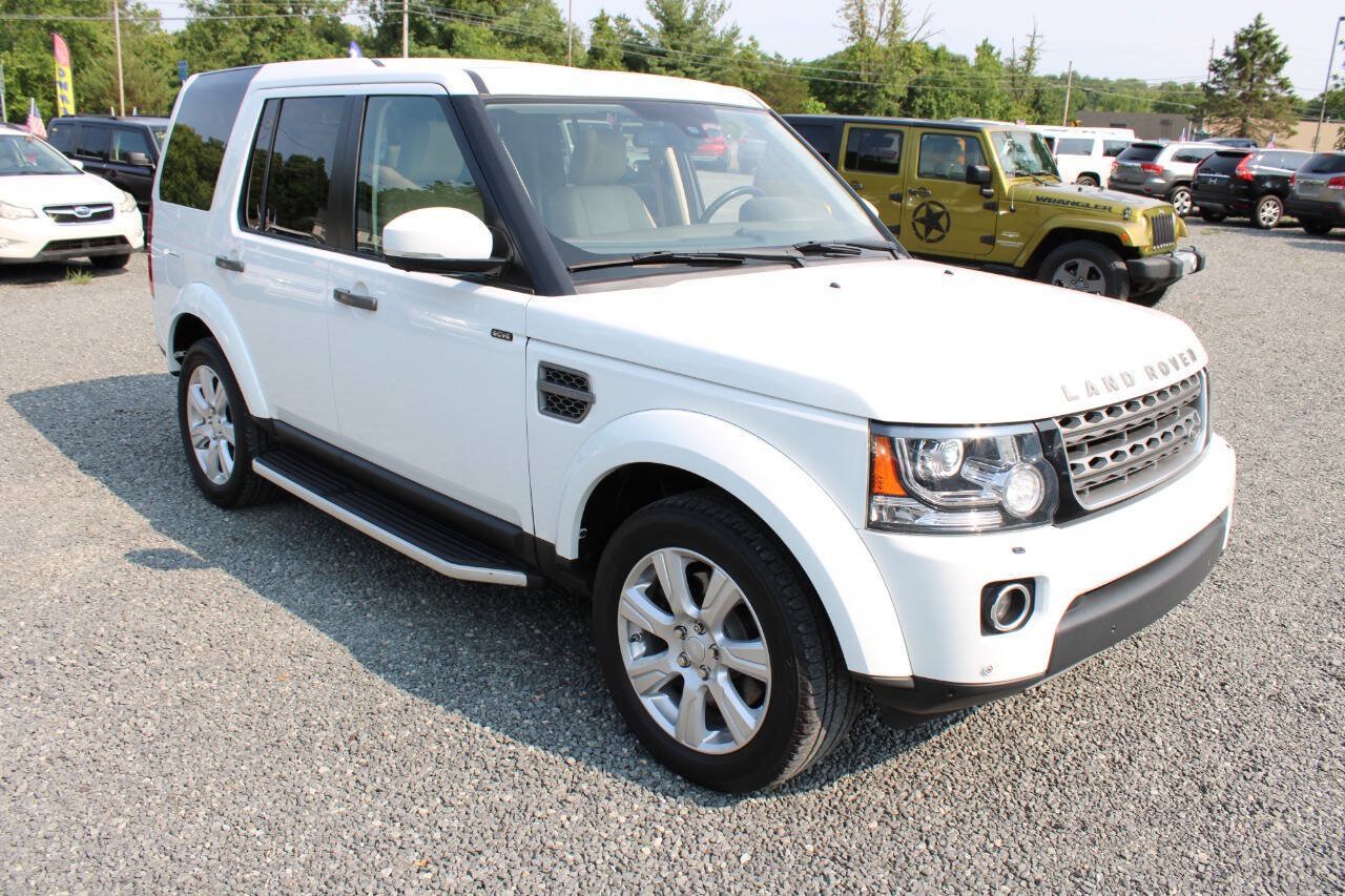 Used 2016 Land Rover LR4 HSE Silver Edition AWD/4WD image 4