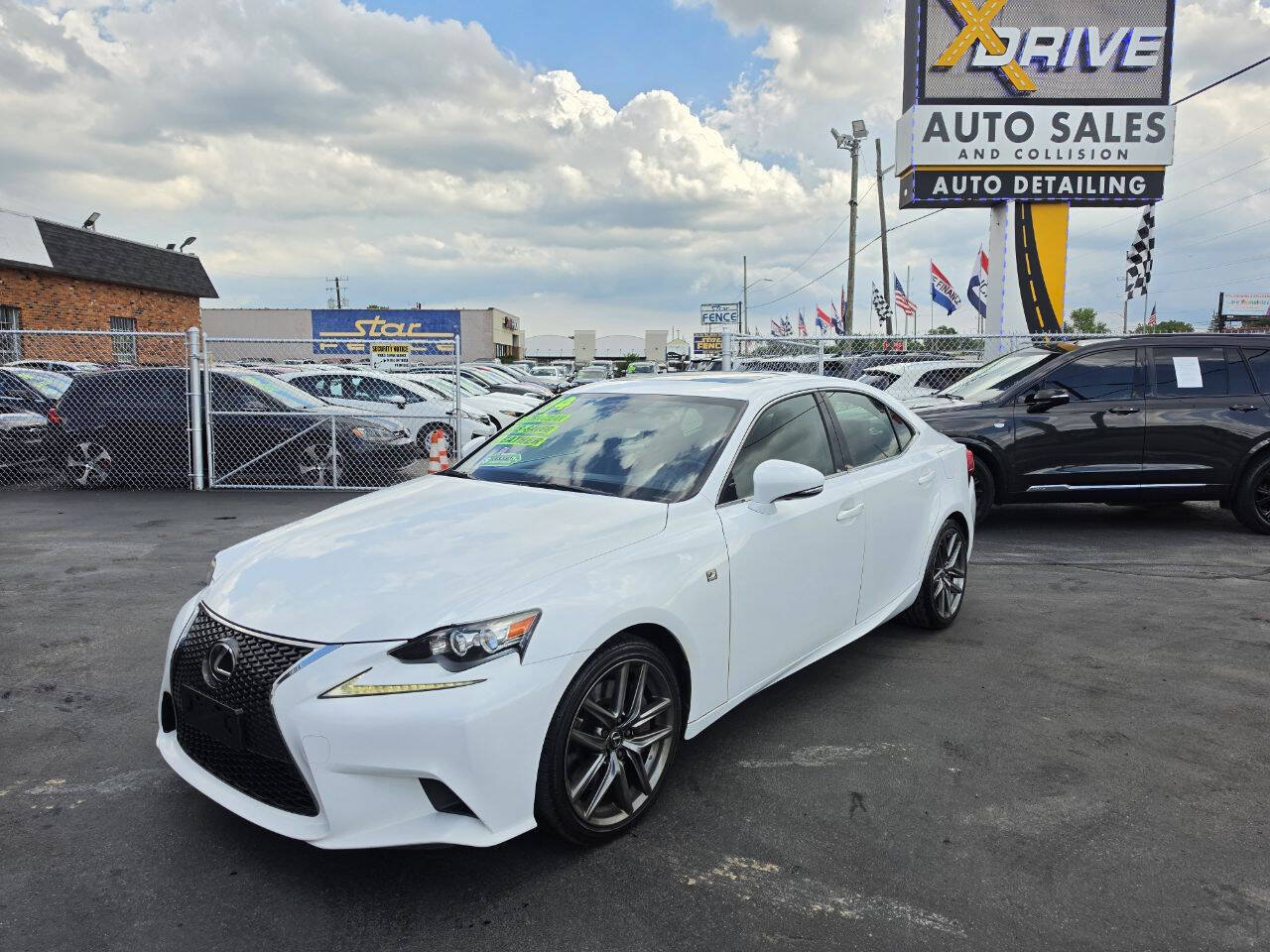 Used 2014 Lexus IS 350 w/ F Sport Package RWD image 10