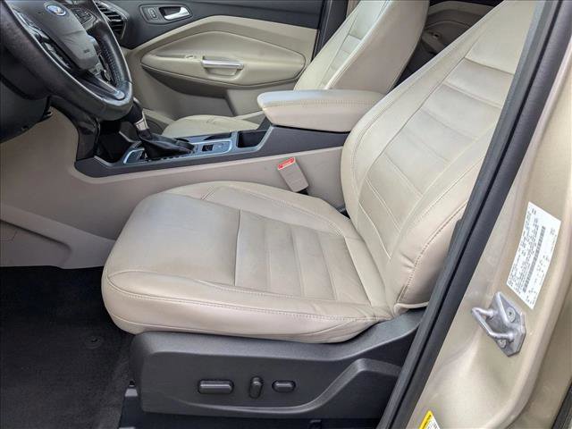 Used 2017 Ford Escape Titanium image 15
