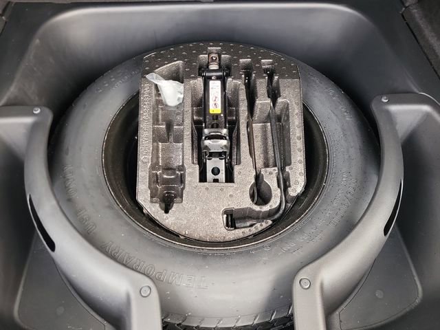 Used 2020 Jeep Grand Cherokee Altitude image 32