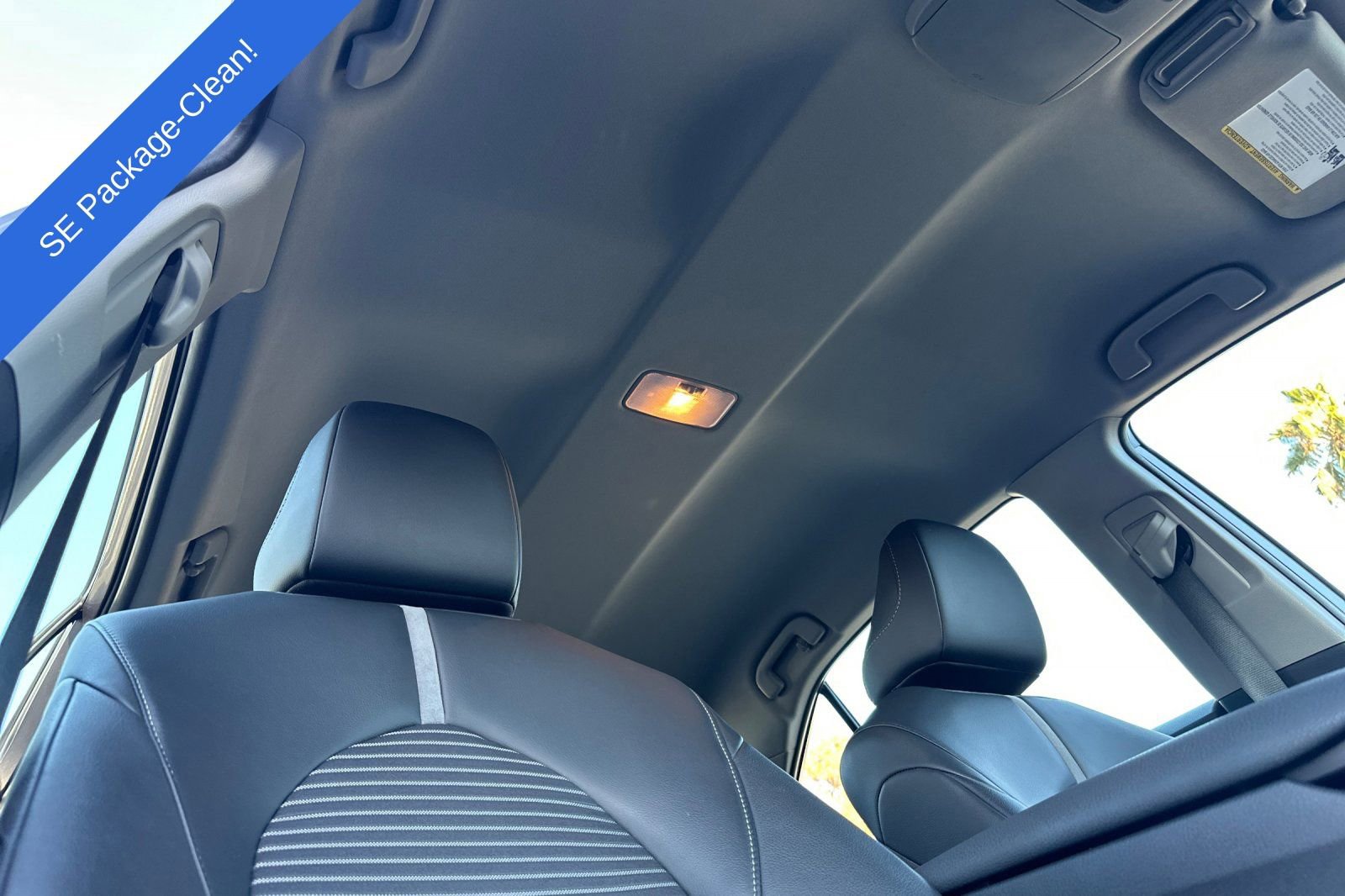 Used 2024 Toyota Camry SE image 15