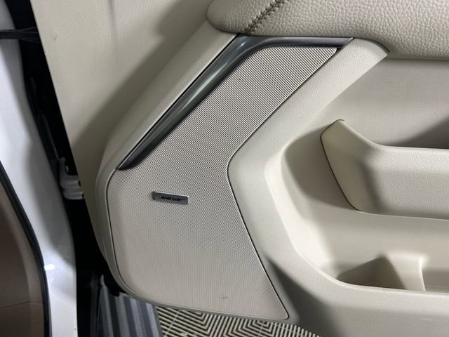 Used 2021 GMC Yukon Denali w/ Denali Premium Package image 30