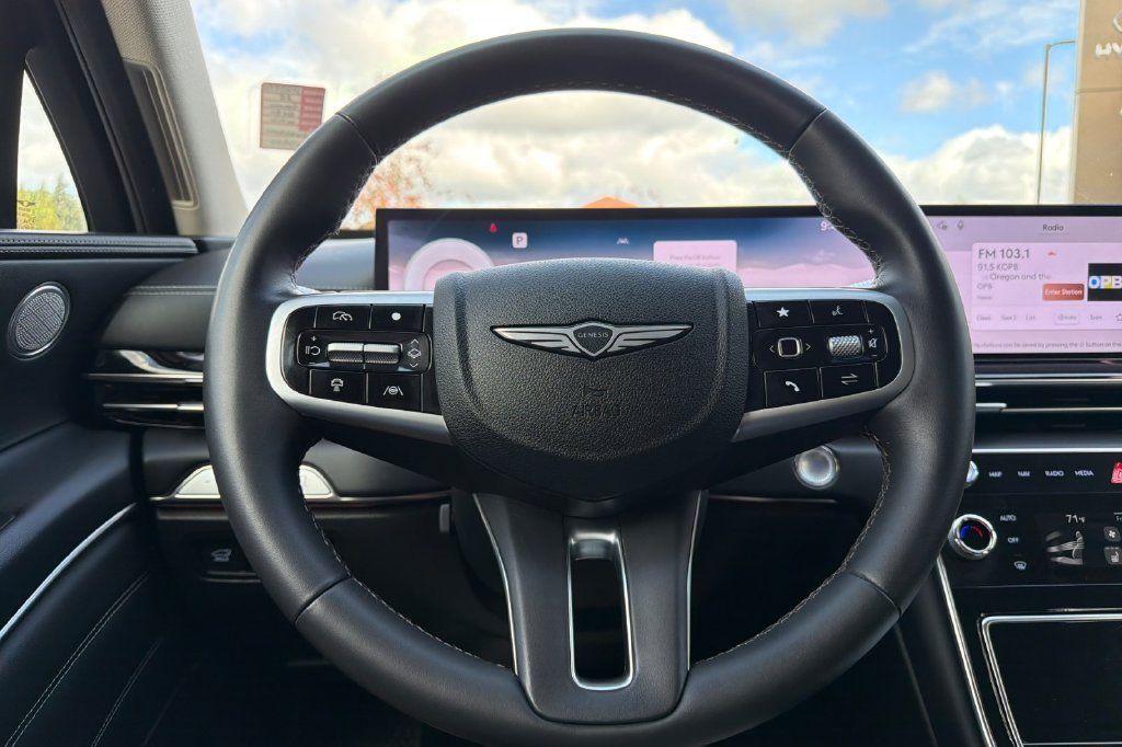 Used 2025 Genesis GV80 2.5T Standard AWD/4WD image 21