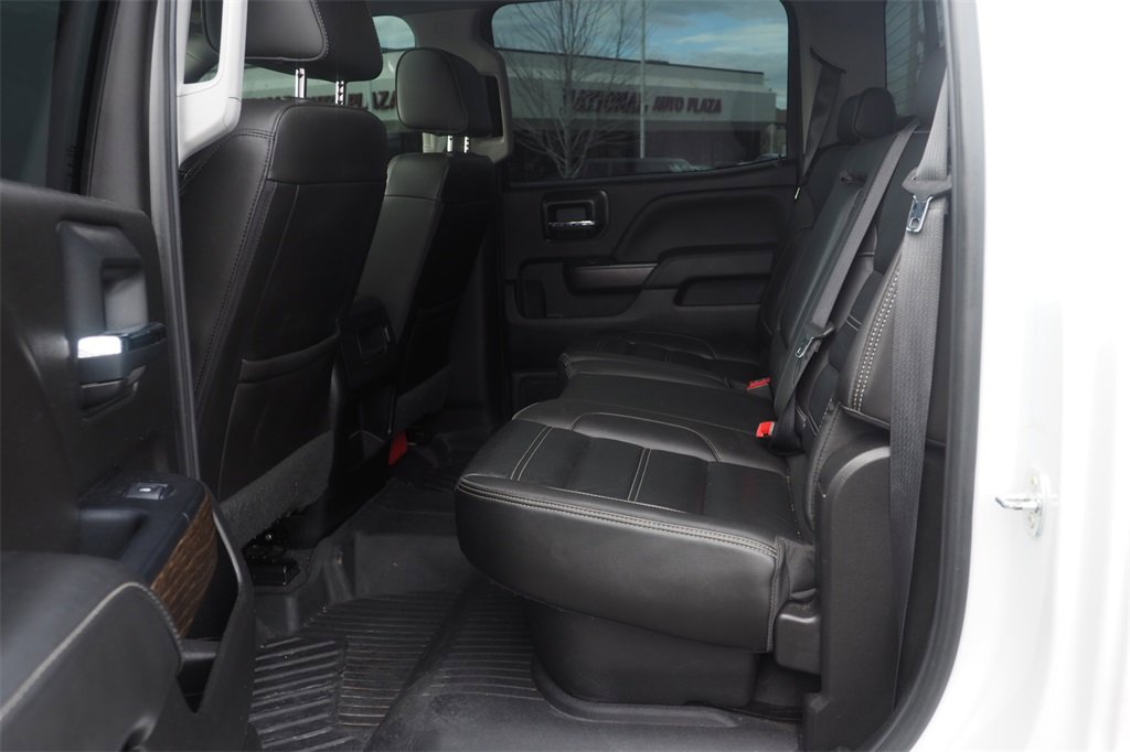 Used 2019 GMC Sierra 2500 Denali w/ Duramax Plus Package image 11