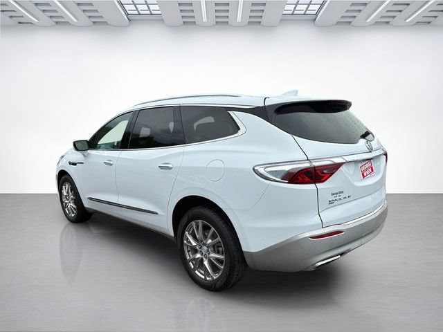 Used 2022 Buick Enclave Essence w/ Experience Buick Package AWD/4WD image 8