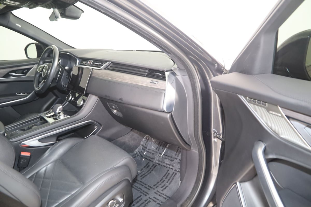 Used 2023 Jaguar F-PACE S AWD/4WD image 39