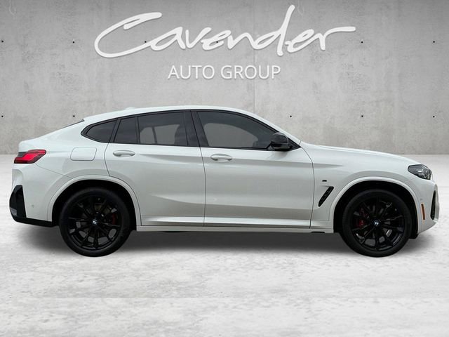 Used 2024 BMW X4 M40i w/ Premium Package image 17
