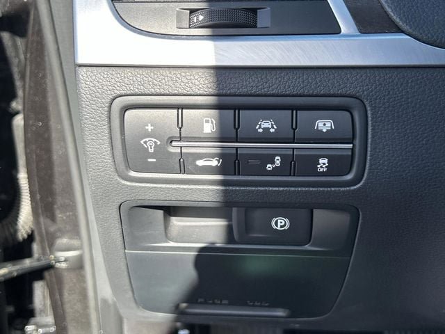 Used 2018 Genesis G80 5.0 Ultimate RWD image 31