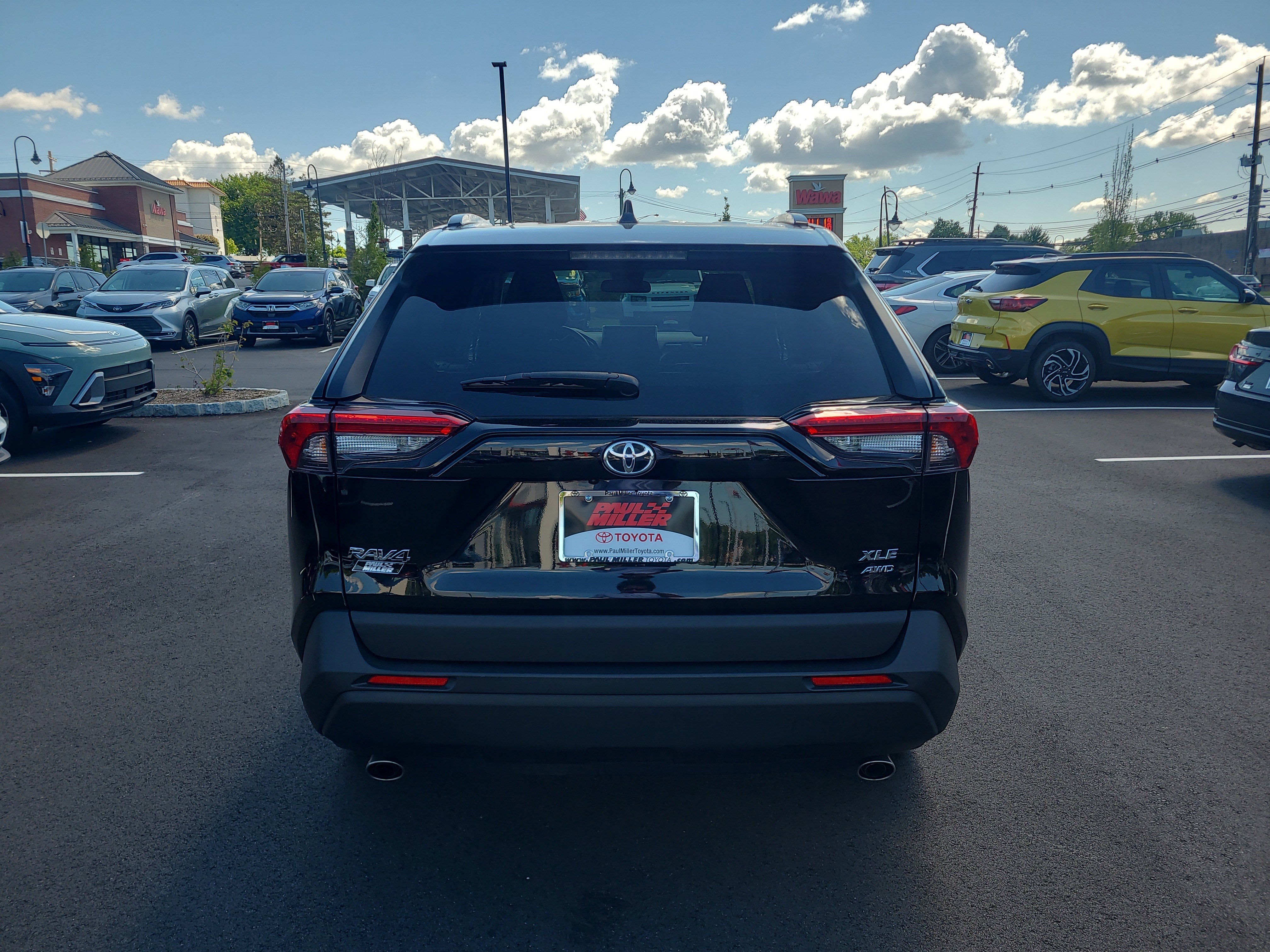 Certified 2025 Toyota RAV4 XLE AWD/4WD image 6