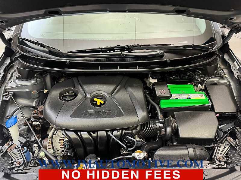 Used 2016 Hyundai Elantra GT image 10