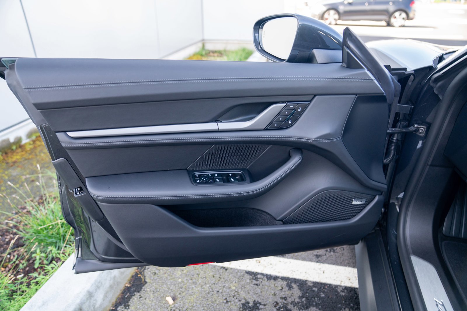 New 2026 Porsche Taycan AWD/4WD image 10