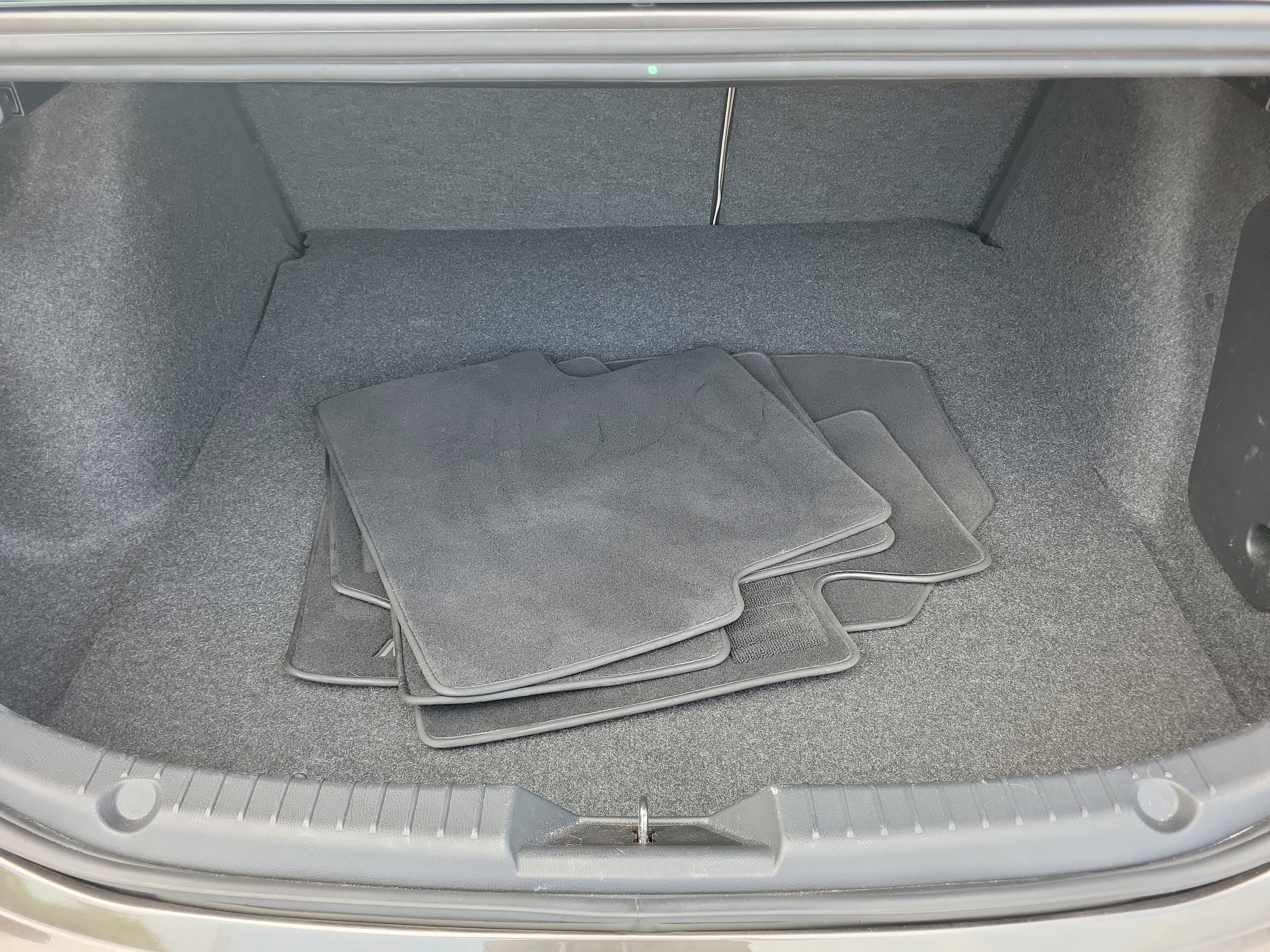 Used 2016 MAZDA MAZDA3 s Grand Touring FWD image 8