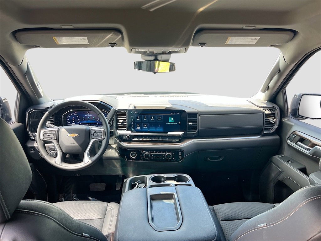 Used 2024 Chevrolet Silverado 1500 LT image 22