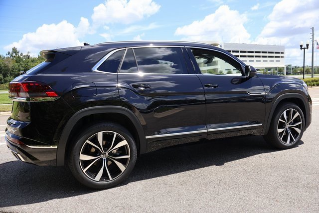 New 2026 Volkswagen Atlas Cross Sport SEL Premium R-Line image 7