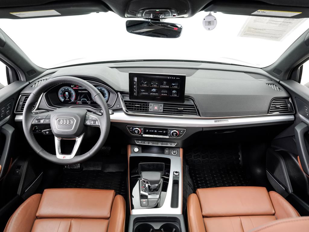 Certified 2024 Audi Q5 2.0T Premium Plus w/ Premium Plus Package AWD/4WD image 17