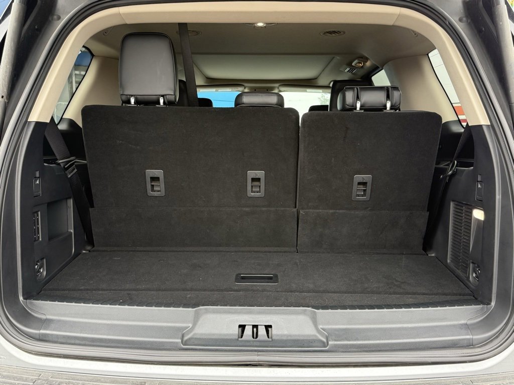 Used 2024 Ford Expedition XLT image 6