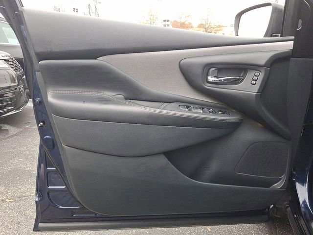 Used 2023 Nissan Murano SL image 12