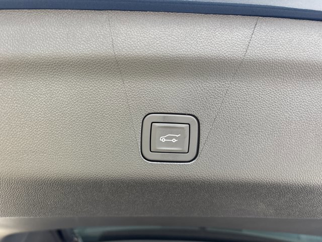 New 2025 Chevrolet Tahoe Premier AWD/4WD image 9