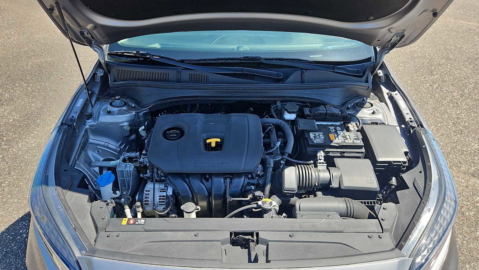 Used 2023 Kia Forte LXS w/ LXS Technology Package image 17