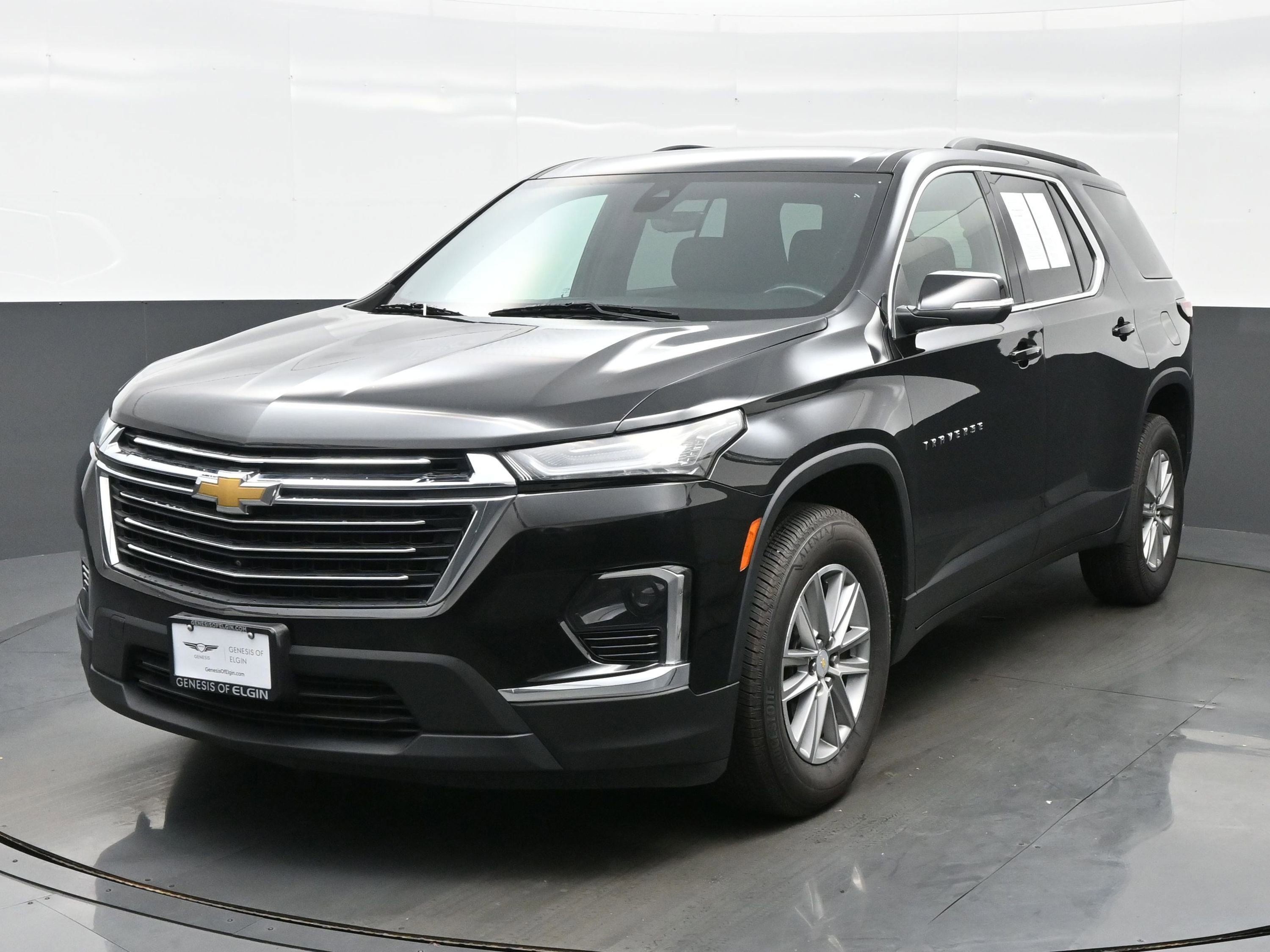 Used 2022 Chevrolet Traverse LT