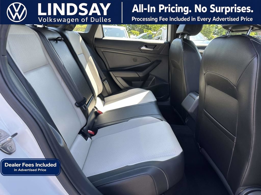 Used 2019 Volkswagen Jetta R-Line FWD image 13