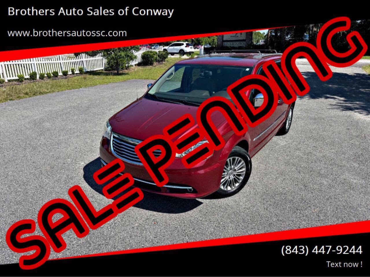 Used 2013 Chrysler Town & Country Touring-L w/ Entertainment Group #2