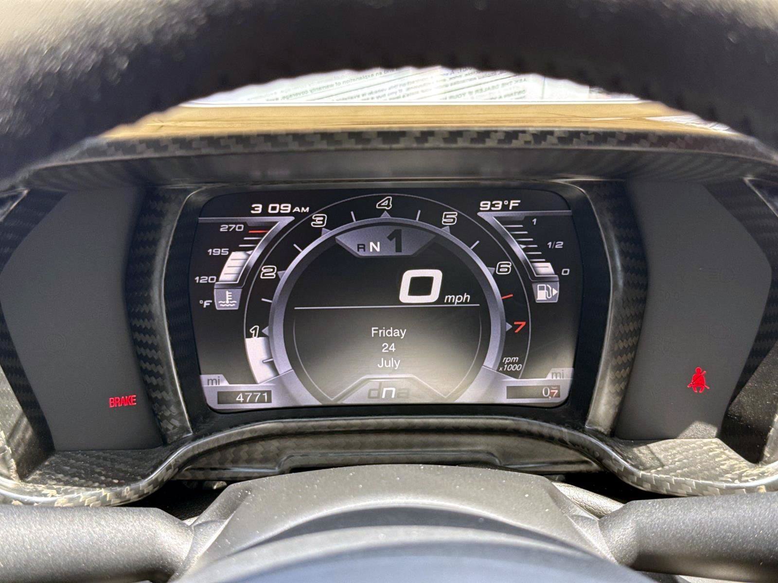 Used 2016 Alfa Romeo 4C Spider RWD image 25