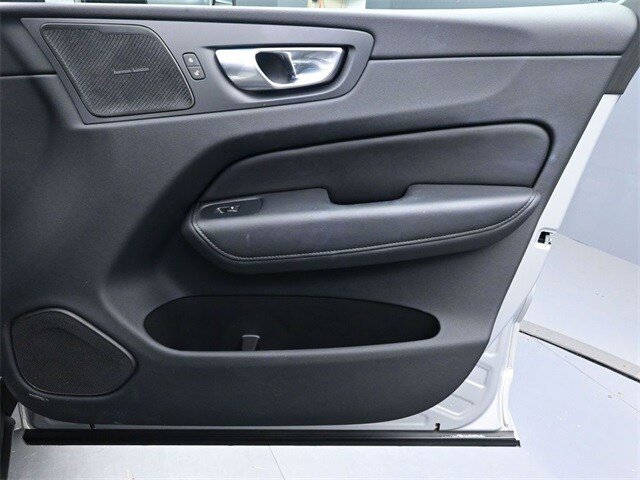 Used 2023 Volvo XC60 B5 Plus w/ Climate Package FWD image 30