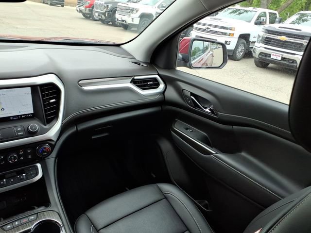 Used 2023 GMC Acadia SLT w/ Preferred Package AWD/4WD image 15