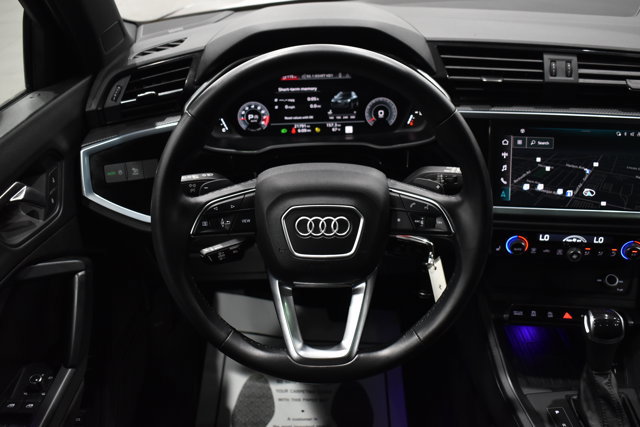 Used 2022 Audi Q3 2.0T Premium Plus image 16
