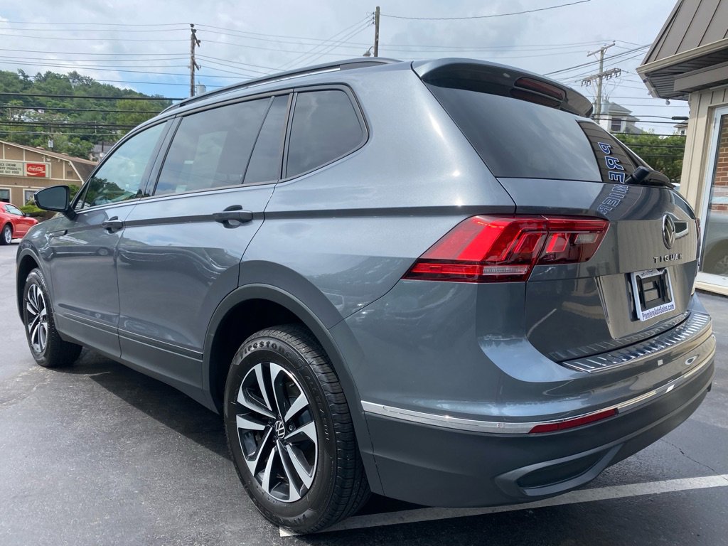 Used 2023 Volkswagen Tiguan S image 3