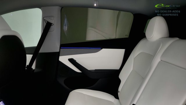 Used 2026 Tesla Model Y AWD image 42