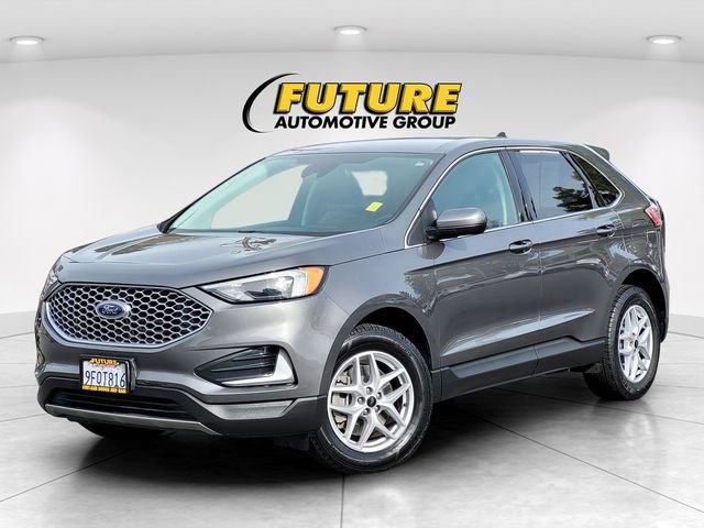 Used 2023 Ford Edge SEL image 3