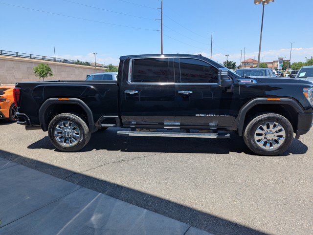 Used 2020 GMC Sierra 2500 Denali w/ Denali Ultimate Package AWD/4WD image 6