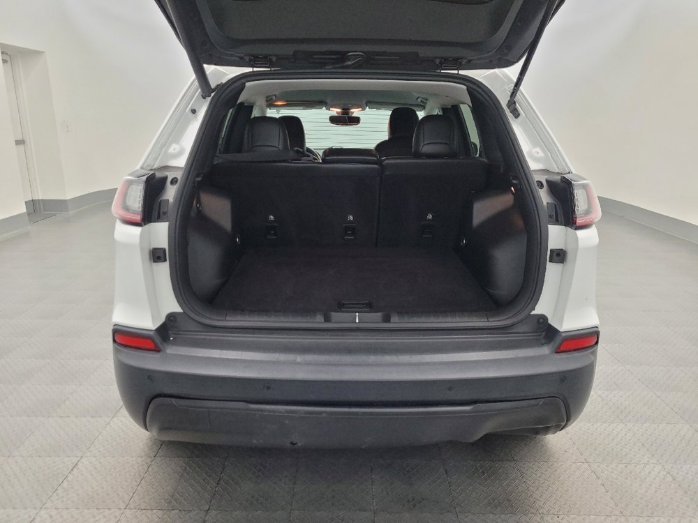 Used 2020 Jeep Cherokee Latitude Plus image 29