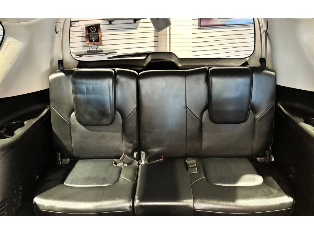 Used 2021 Nissan Armada SL w/ Captain's Chairs Package image 21