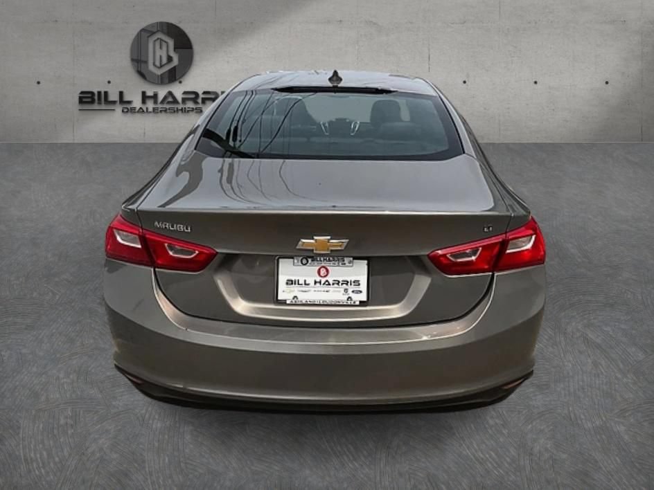 Used 2018 Chevrolet Malibu LT FWD image 7