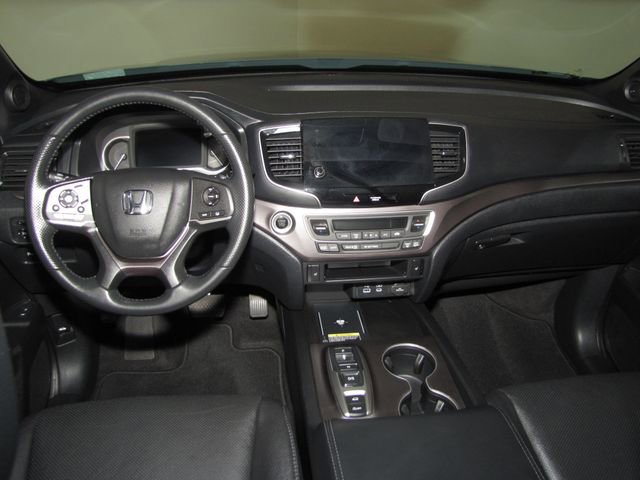 Certified 2025 Honda Passport EX-L image 15
