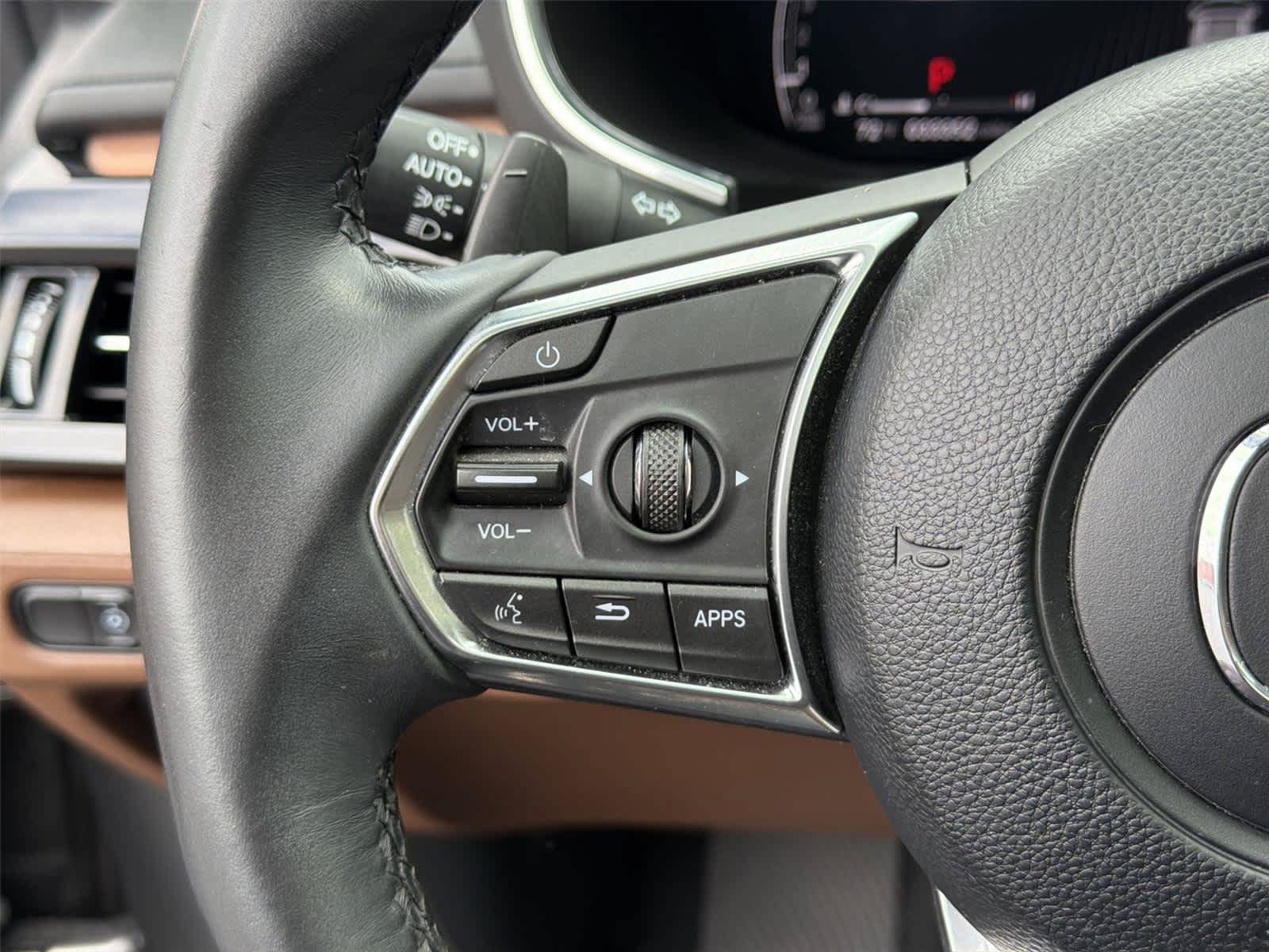 Used 2024 Acura MDX SH-AWD w/ Technology Package image 34