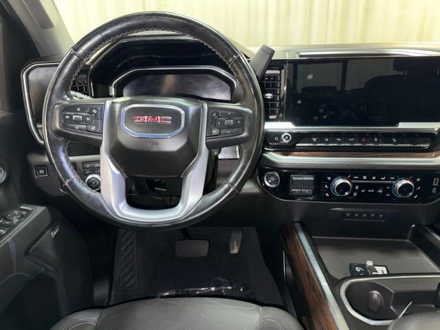 Used 2025 GMC Sierra 3500 SLT AWD/4WD image 18