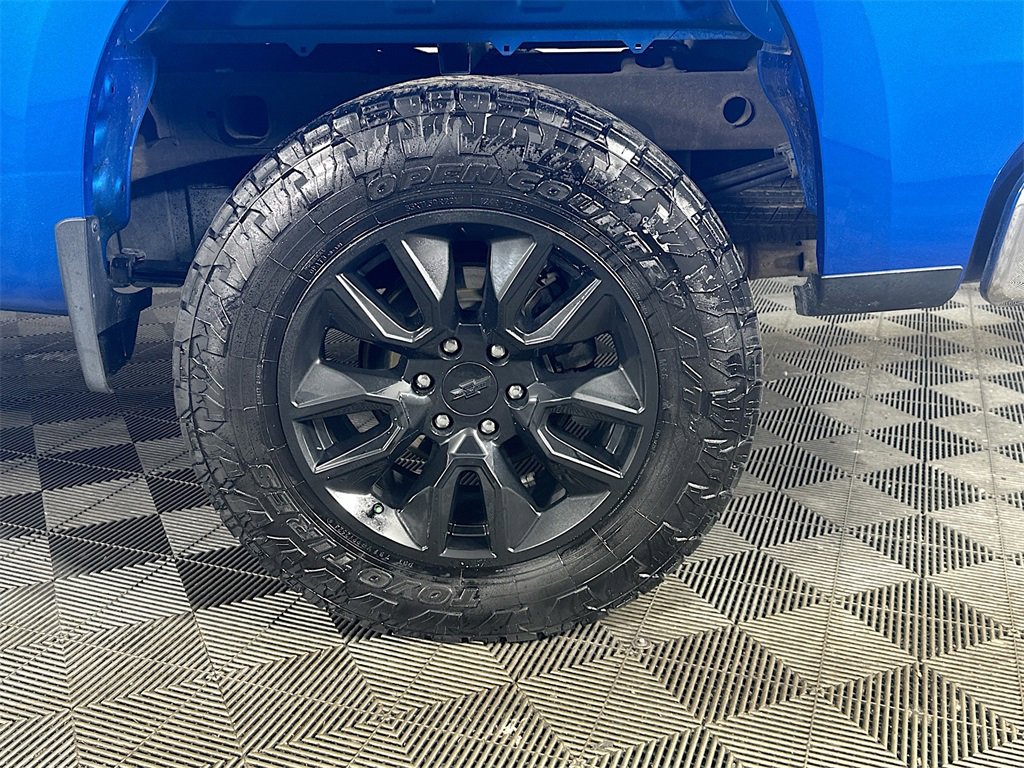 Used 2022 Chevrolet Silverado 1500 LT w/ Z71 Off-Road Package image 34