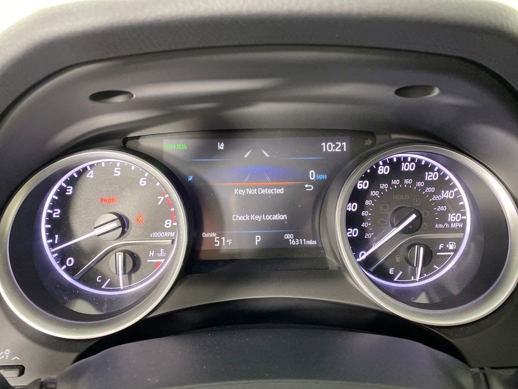 Used 2023 Toyota Camry XLE image 17