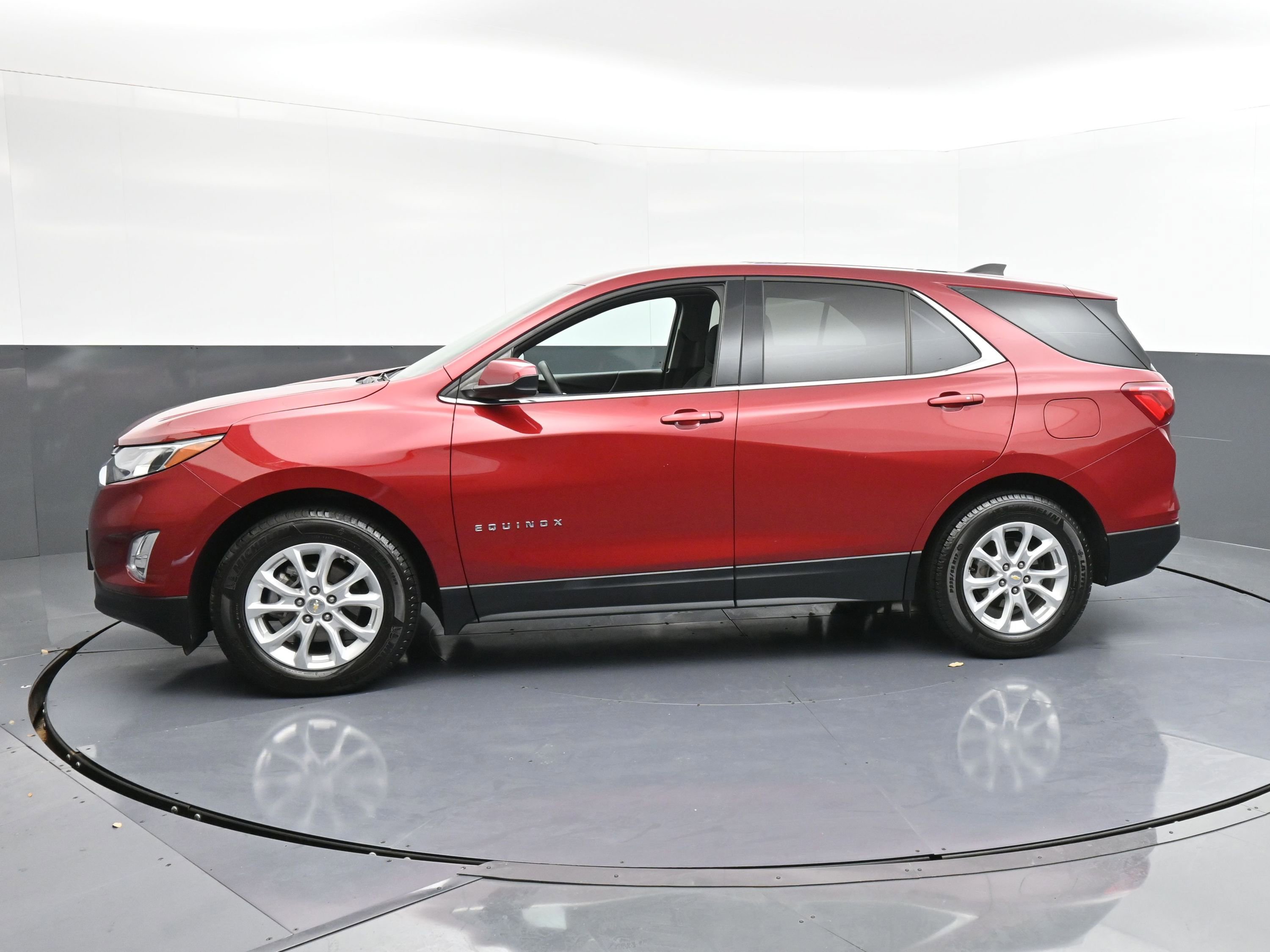 Used 2018 Chevrolet Equinox LT image 5
