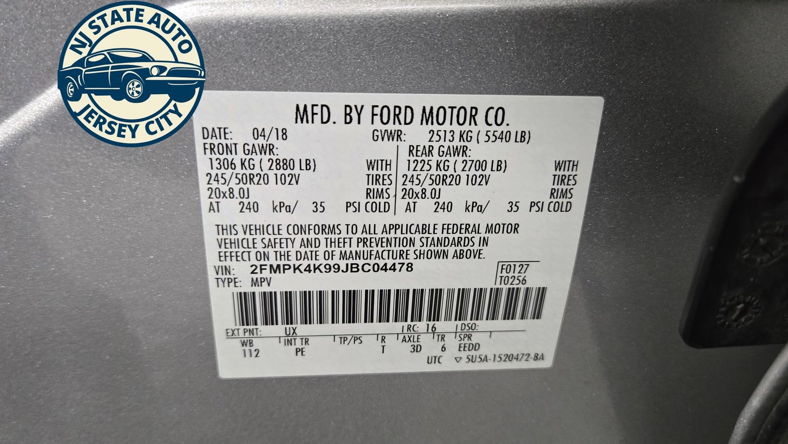 Used 2018 Ford Edge Titanium w/ Equipment Group 302A AWD/4WD image 27