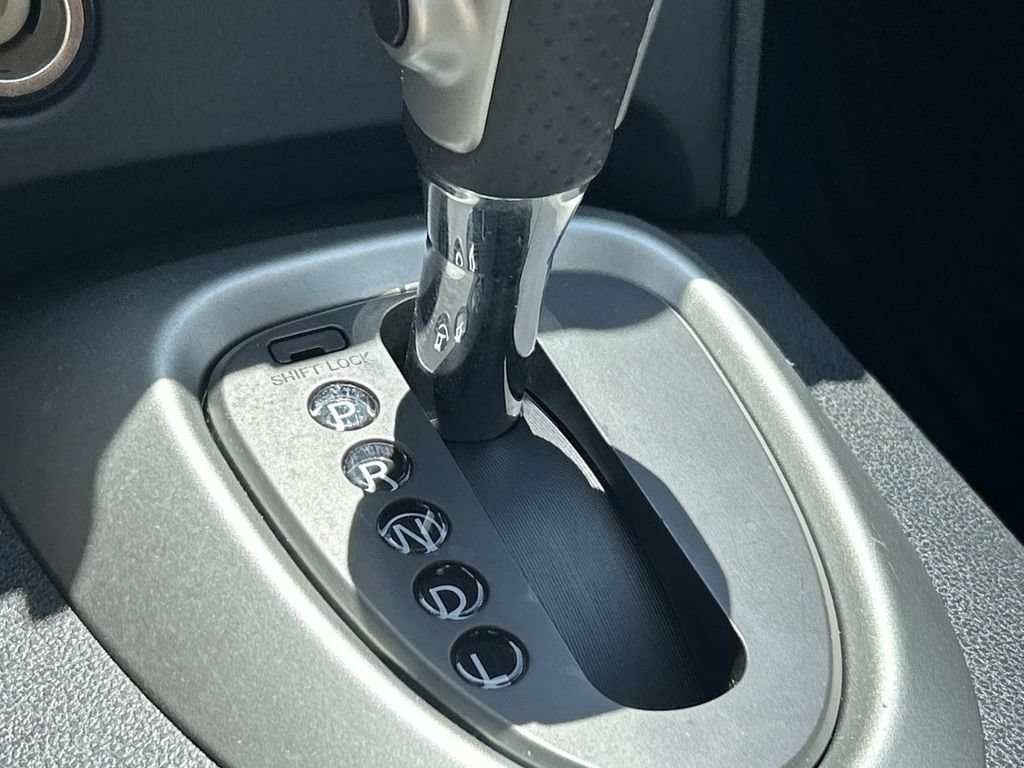 Used 2012 Nissan Rogue SV FWD image 31