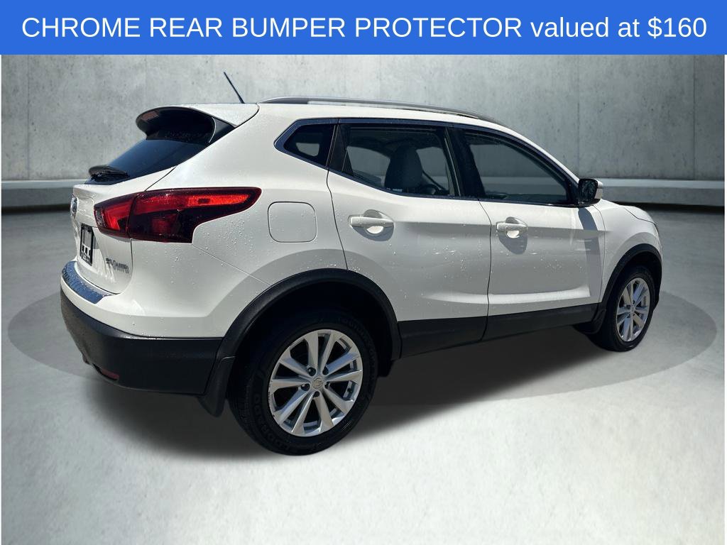 Used 2018 Nissan Rogue Sport SV AWD/4WD image 7